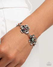 Load image into Gallery viewer, Floral Fluke Multi Bracelet
