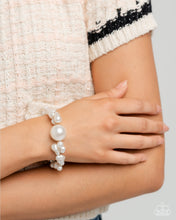 Load image into Gallery viewer, Wiry Wish Gold Bracelet