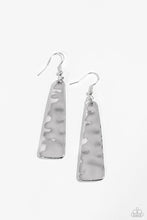 Load image into Gallery viewer, Detailed Definition Silver Earrings