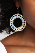 Load image into Gallery viewer, Wall Street Wreaths Gold Earrings