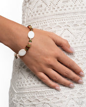 Load image into Gallery viewer, Cheerleading Cay Green Bracelet