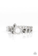 Load image into Gallery viewer, Center Stage Celebrity Silver Skinny Band Ring