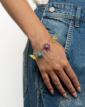 Load image into Gallery viewer, Fresh Flowers Purple Bracelet