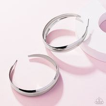 Load image into Gallery viewer, Gravity Generosity Silver Earrings