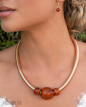 Load image into Gallery viewer, Sleek Shift Gold Necklace