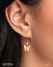 Load image into Gallery viewer, Fluttering Fringe Gold Necklace
