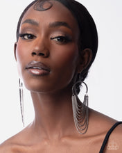 Load image into Gallery viewer, Focused Fringe Black Earrings