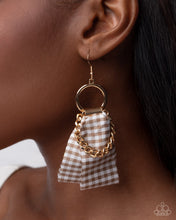 Load image into Gallery viewer, Picnic Pizzazz Brown Earrings