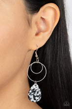 Load image into Gallery viewer, Terrazzo Tempo Black Earrings