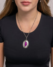 Load image into Gallery viewer, Cover Story Purple Necklace