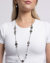 Load image into Gallery viewer, Elongated Elegance Silver Necklace