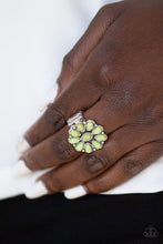 Load image into Gallery viewer, Stone Gardenia Green Ring