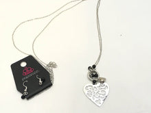 Load image into Gallery viewer, Romeo Romance Black Necklace