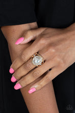 Load image into Gallery viewer, Understated Drama Gold Ring