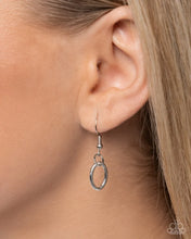 Load image into Gallery viewer, Gentle Glass Purple Necklace