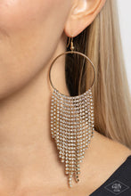 Load image into Gallery viewer, Streamlined Shimmer Gold Earring