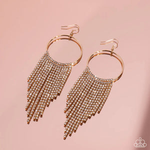 Streamlined Shimmer Gold Earring