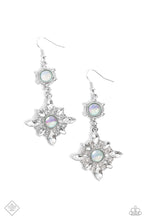 Load image into Gallery viewer, Summer Daze Green Earrings