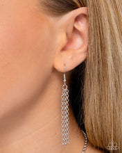 Load image into Gallery viewer, Sleek Staccato Silver Necklace