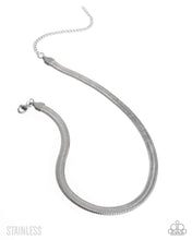 Load image into Gallery viewer, Herringbone Haute Silver Choker