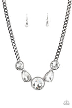 Load image into Gallery viewer, All the World’s My Stage Black Necklace
