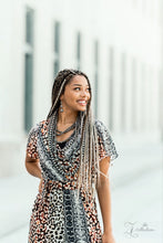 Load image into Gallery viewer, Instinct Black Zi Necklace 2019