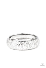 Load image into Gallery viewer, Urban Wildlife Silver Bangle