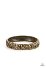 Load image into Gallery viewer, Victorian Meadow Brass Bangle