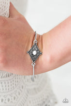 Load image into Gallery viewer, Worldly Wonder White Bangle