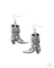 Load image into Gallery viewer, Southern Belle of the Ball Black Earrings
