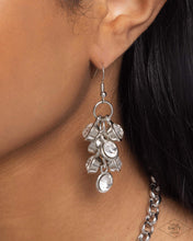 Load image into Gallery viewer, The Shannon White Zi necklace 2024