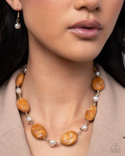 Load image into Gallery viewer, Selective Socialite Brown Necklace