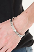 Load image into Gallery viewer, Coyote Country Silver Bangle