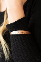 Load image into Gallery viewer, Dandelion Dreamland Copper Bangle