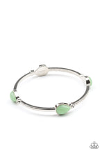 Load image into Gallery viewer, Dewdrops Dancing Green Bangle