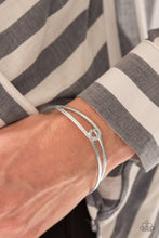 Load image into Gallery viewer, Elegant Expressionist Silver Bangle
