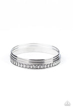 Load image into Gallery viewer, Flawless Flaunter White Bangles