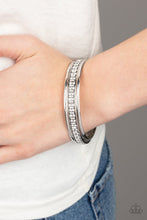 Load image into Gallery viewer, Flawless Flaunter White Bangles