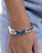 Load image into Gallery viewer, Cosmopolitan Catwalk Blue Bracelet