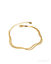 Load image into Gallery viewer, Lilt 18K Gold Cachet Bacelet