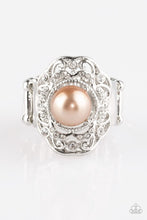 Load image into Gallery viewer, Pearl Princess Brown Ring