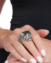 Load image into Gallery viewer, Leopard Limit Black Ring