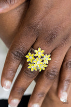 Load image into Gallery viewer, Blooming Bouquets Yellow Ring