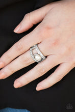 Load image into Gallery viewer, Bank Run White Ring