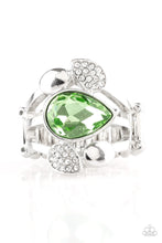 Load image into Gallery viewer, Regal Reign Green Ring