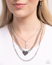 Load image into Gallery viewer, Luxurious Love Black Necklace
