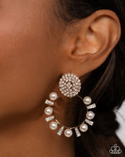 Load image into Gallery viewer, Wistfully Waltzing Gold Earrings