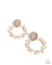 Load image into Gallery viewer, Wistfully Waltzing Gold Earrings