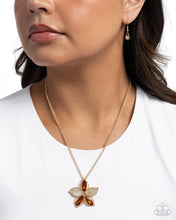 Load image into Gallery viewer, Favorite Flower Brown Necklace