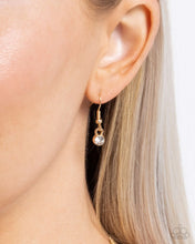 Load image into Gallery viewer, Leafy Leader Brown Necklace